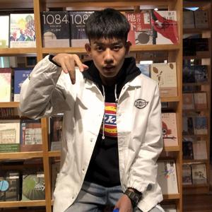 两个女生互想吃对方奶头动漫软件
